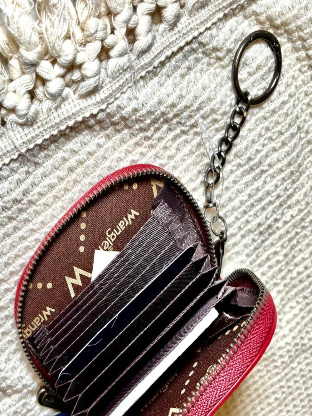 Wrangler Embossed Floral Card Holder